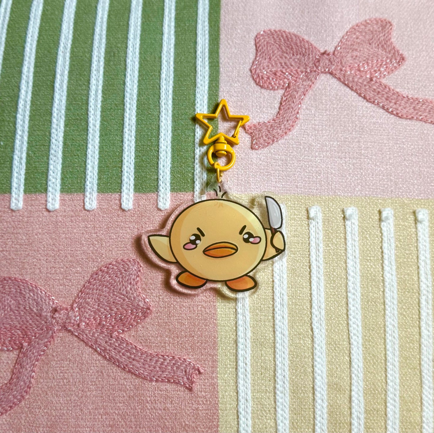 Murder Duck Keychain (yellow star chain)